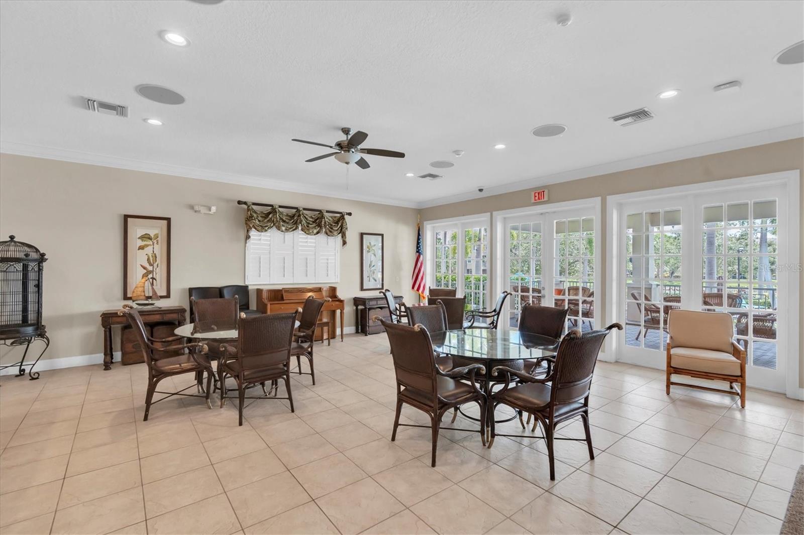Image 39 of 61 For 7069 Key Haven Road 303