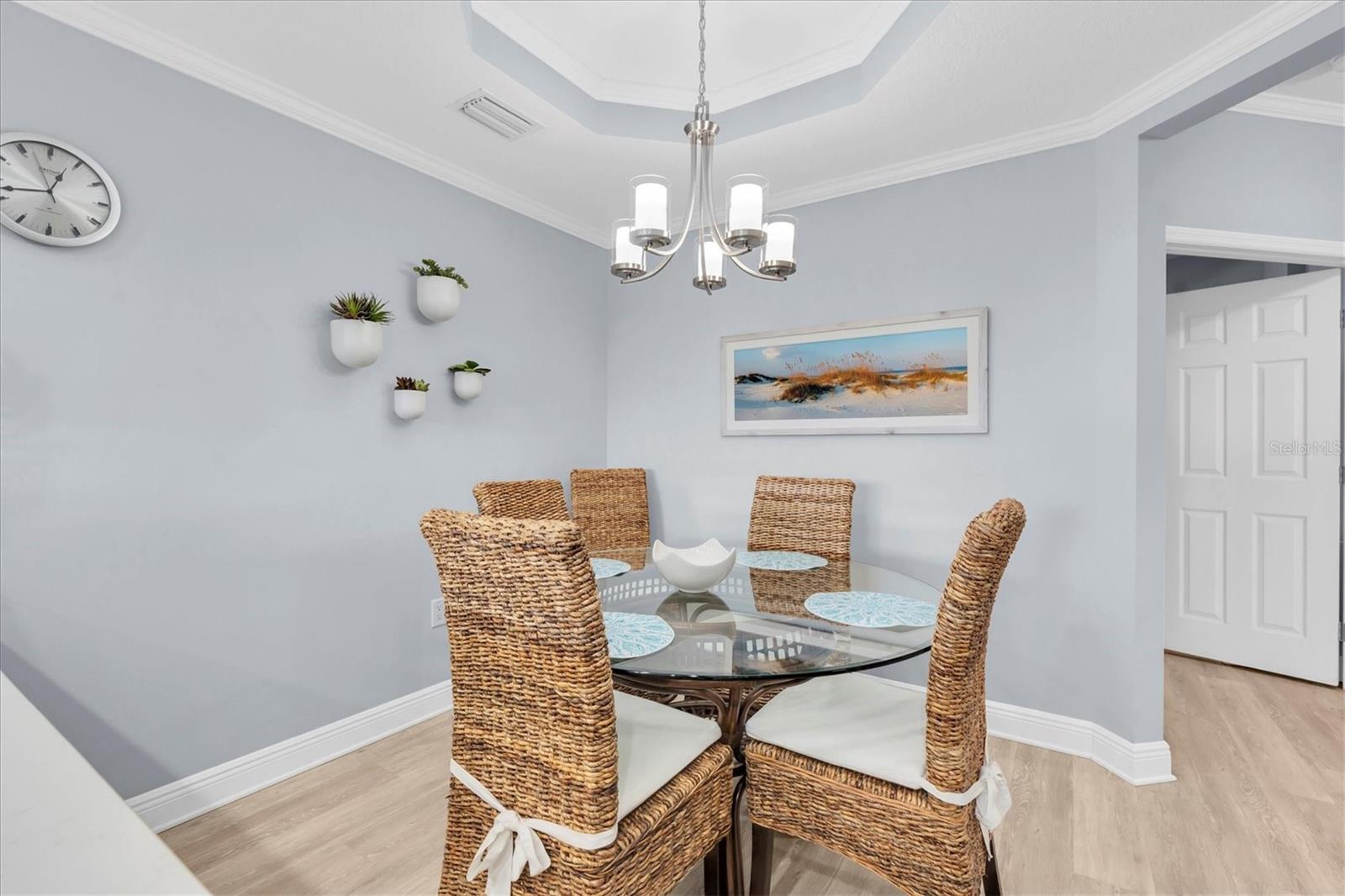 Image 7 of 61 For 7069 Key Haven Road 303
