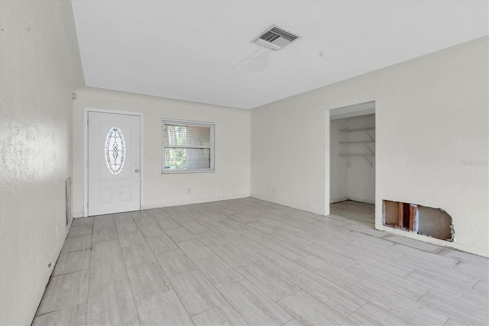 Image 10 of 30 For 16305 1st Street E