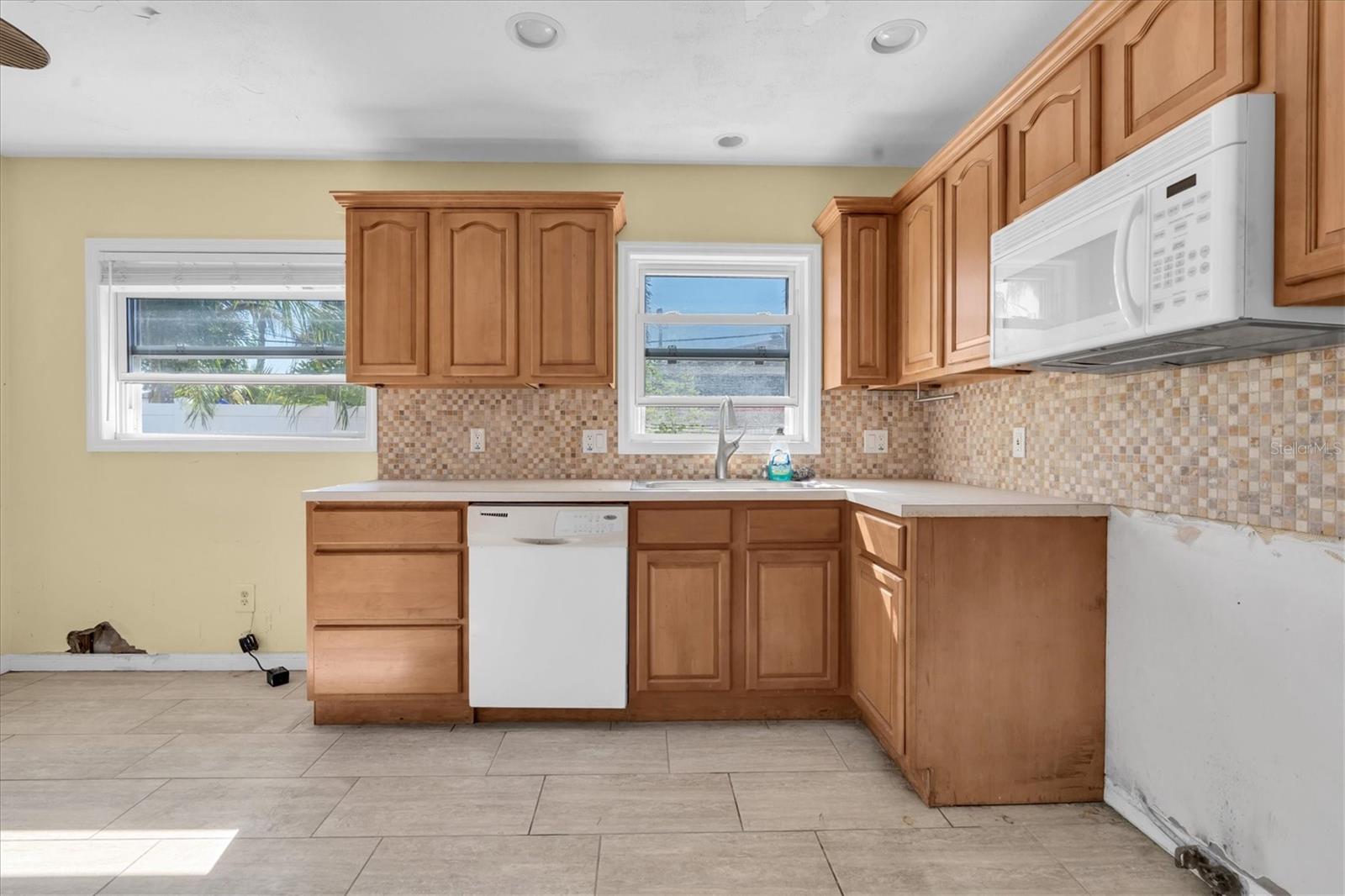 Image 13 of 30 For 16305 1st Street E