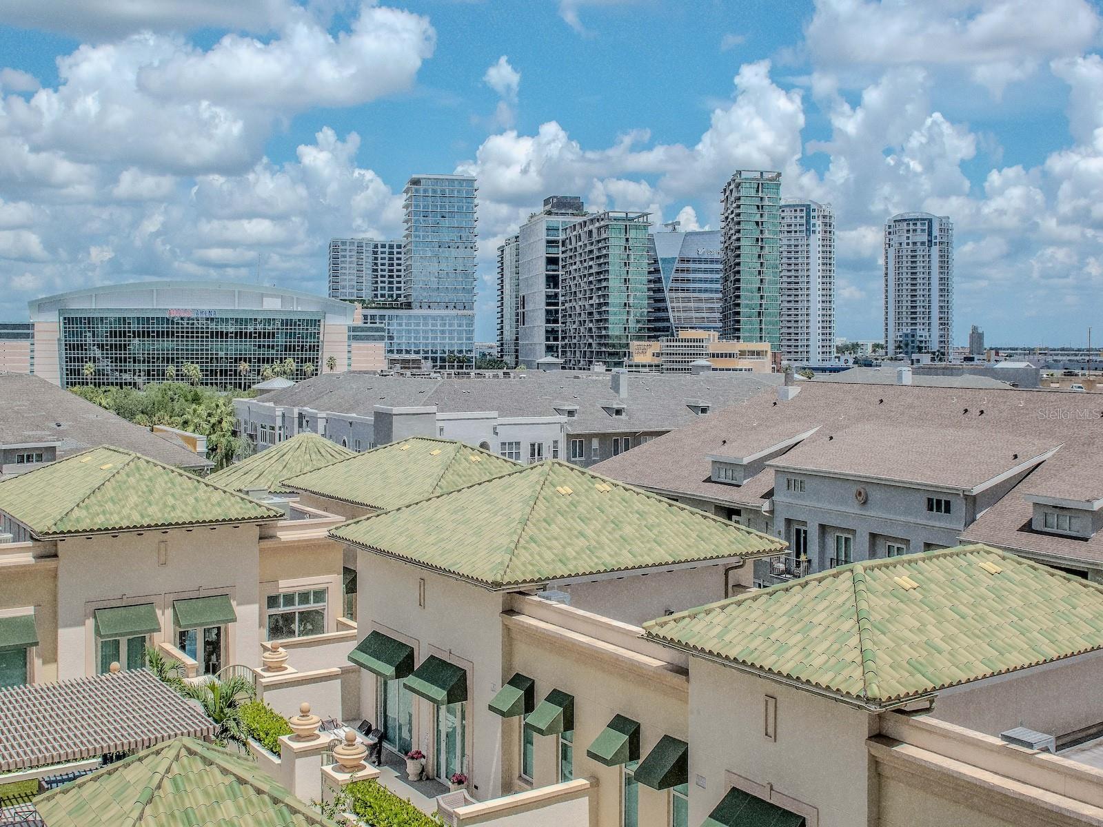 Image 72 of 84 For 450 Knights Run Avenue 705