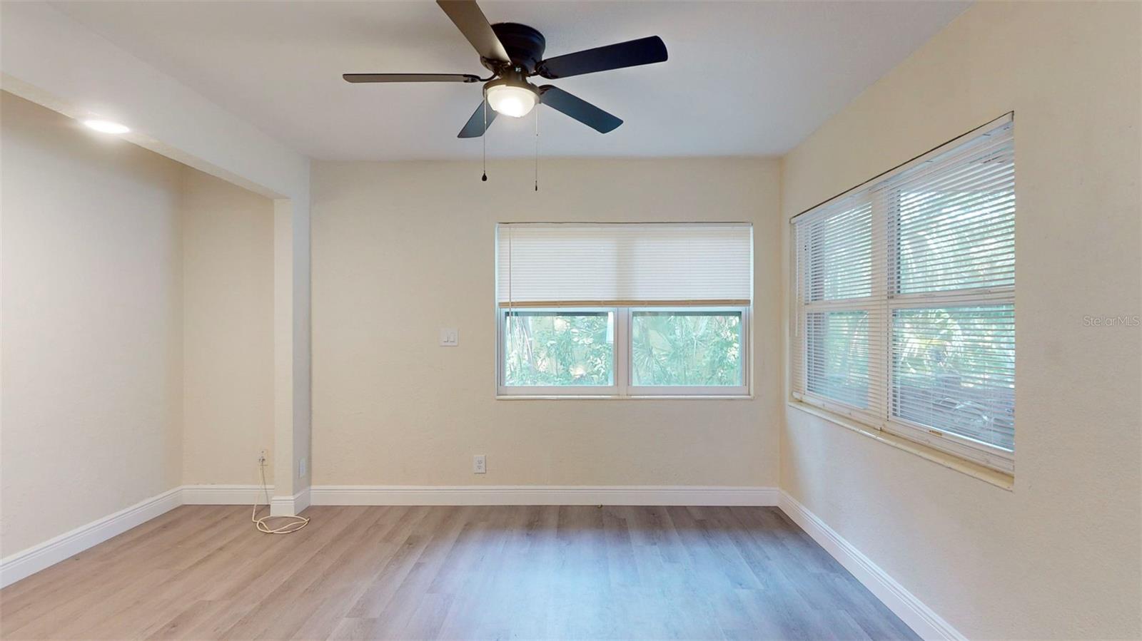 Image 12 of 48 For 635 62nd Avenue S