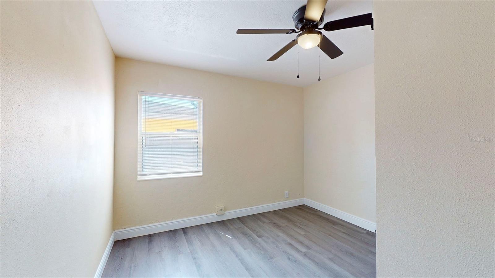 Image 31 of 48 For 635 62nd Avenue S