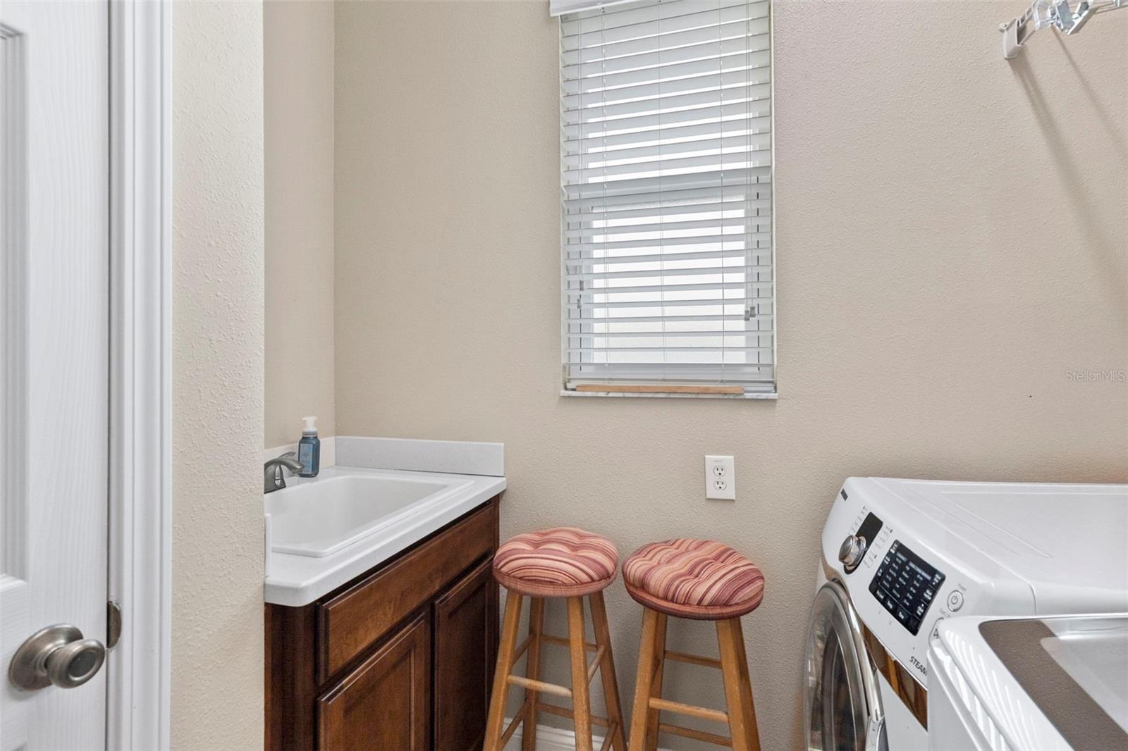 Image 23 of 60 For 8307 Old Town Drive