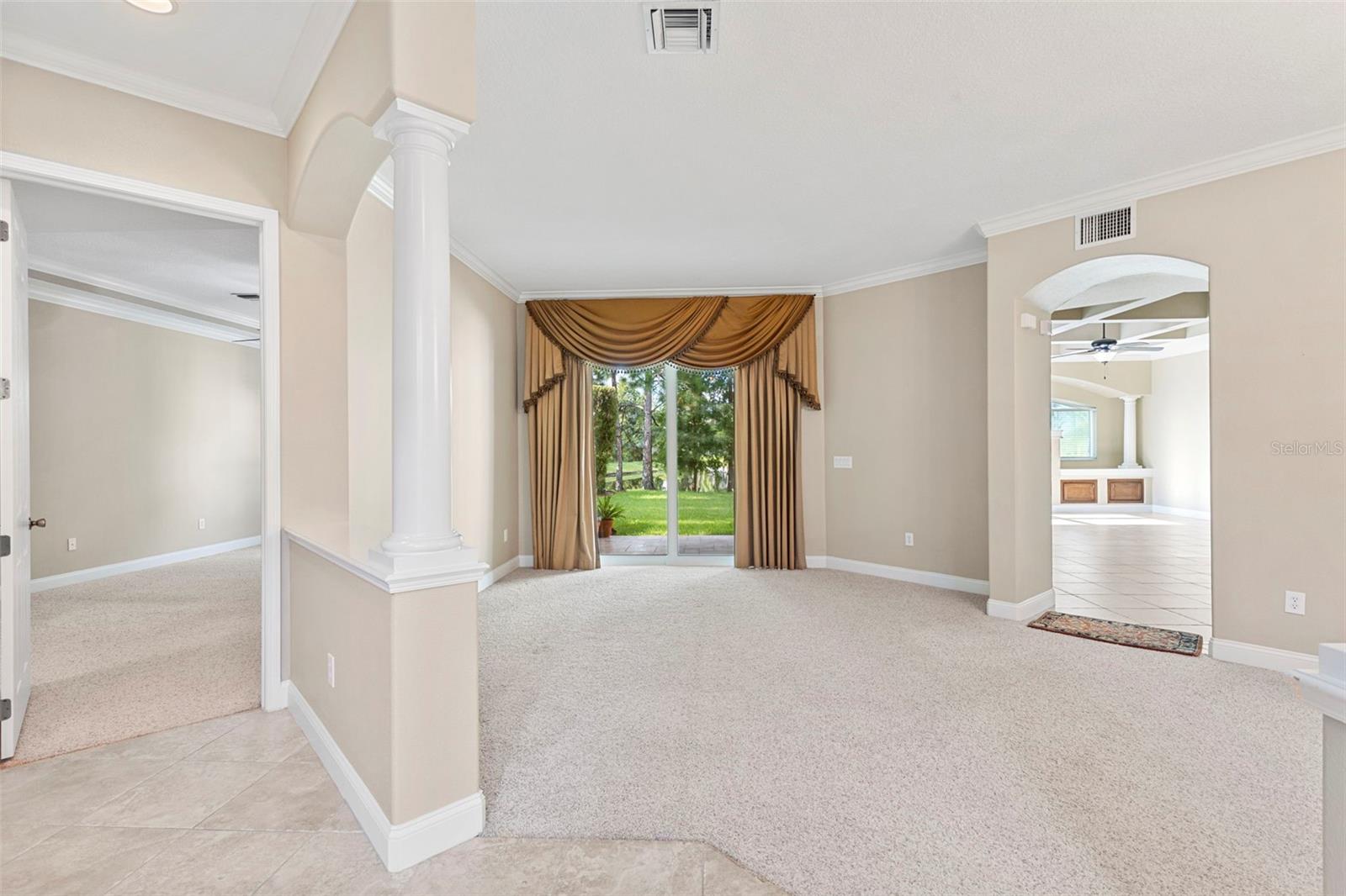 Image 6 of 60 For 8307 Old Town Drive