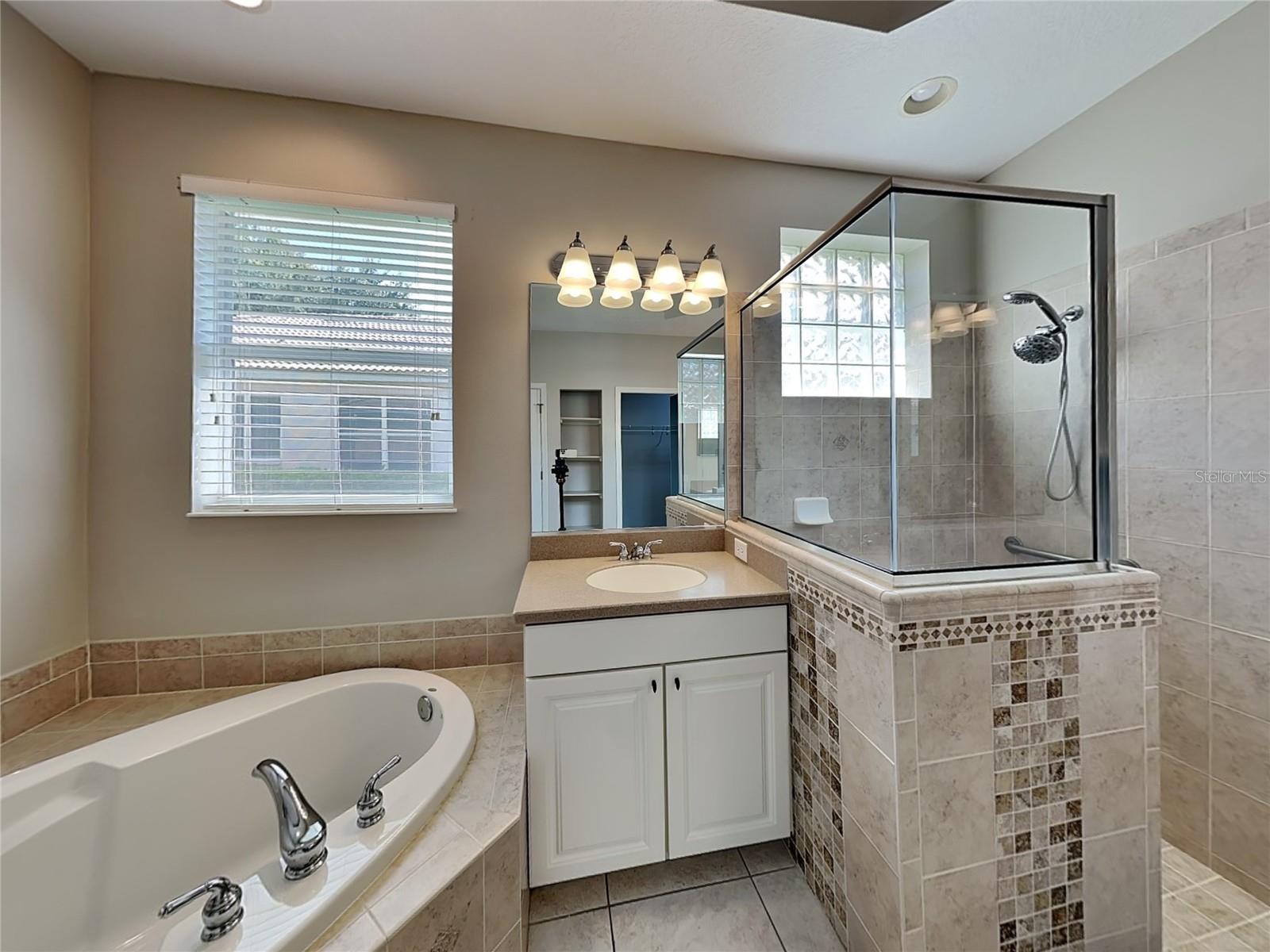 Image 10 of 16 For 6492 Rookery Circle