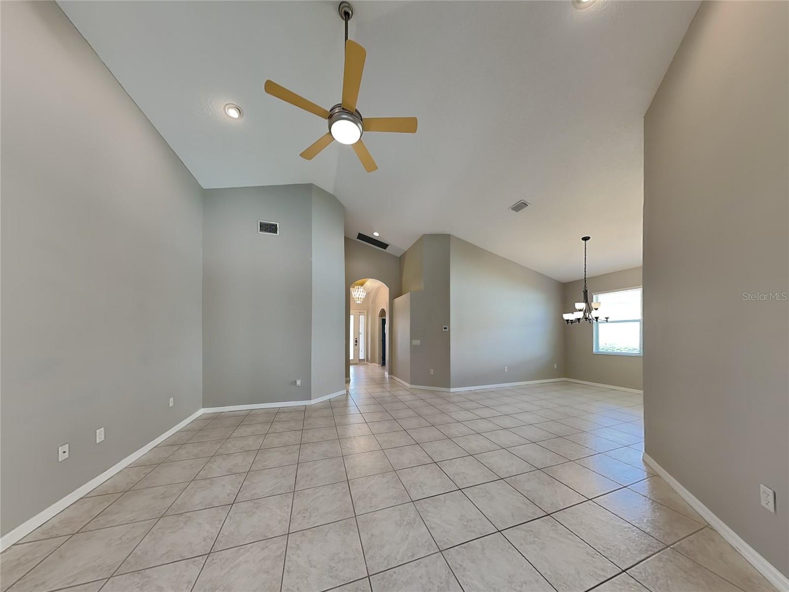 Image 3 of 16 For 6492 Rookery Circle