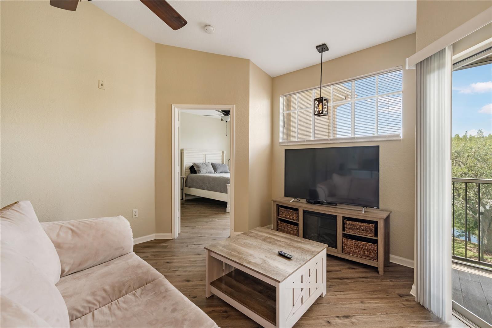 Image 7 of 22 For 5125 Palm Springs Boulevard 12303