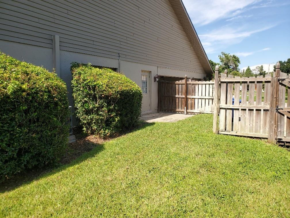 Image 22 of 54 For 4218 Carrollwood Village Drive