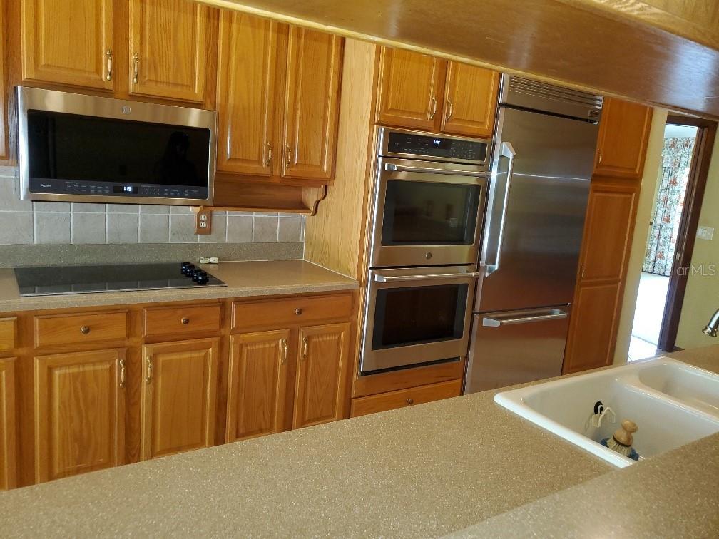 Image 41 of 54 For 4218 Carrollwood Village Drive