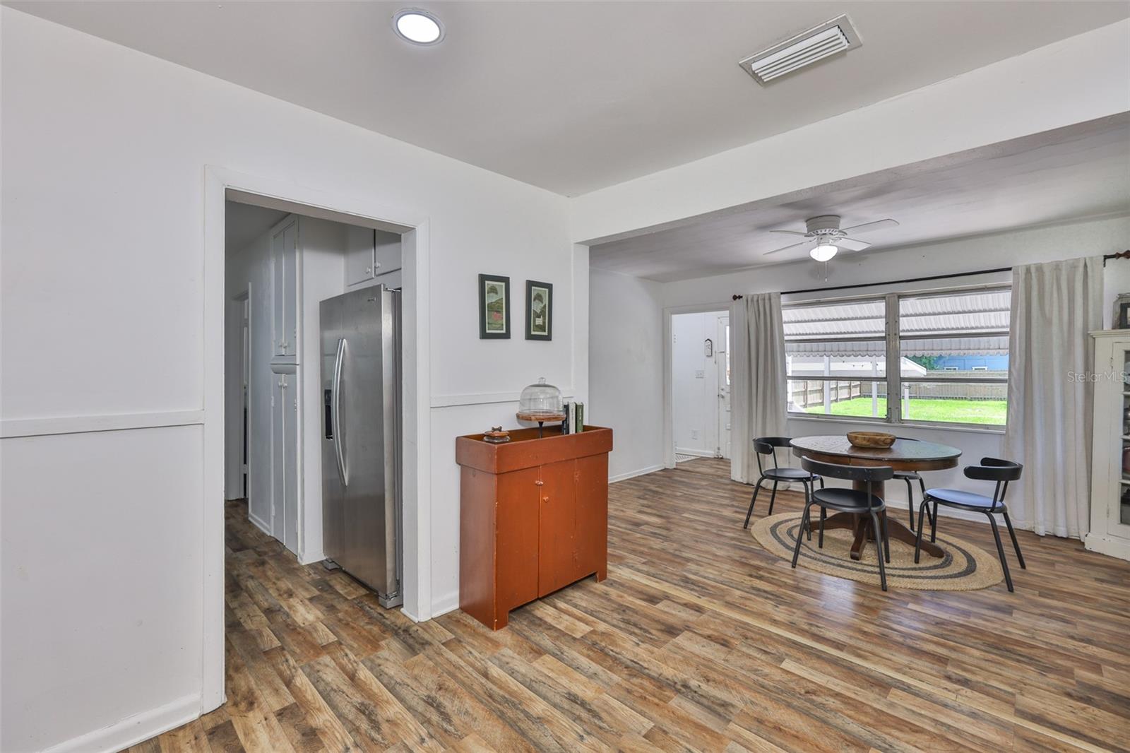 Image 16 of 54 For 305 Tever Street