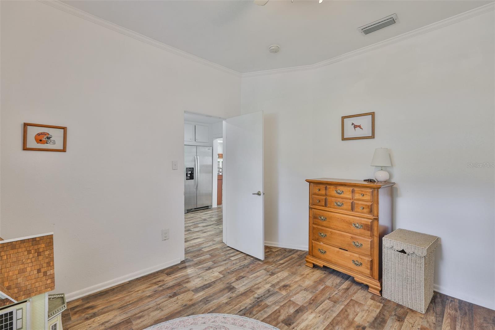 Image 30 of 54 For 305 Tever Street