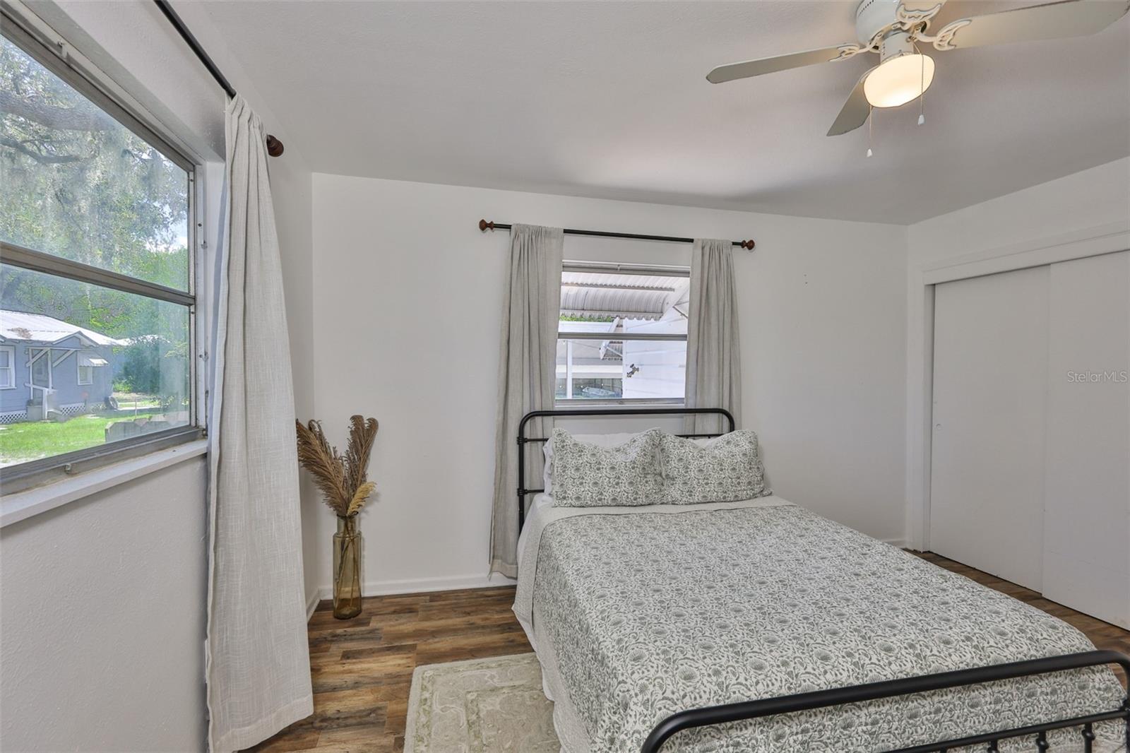 Image 33 of 54 For 305 Tever Street