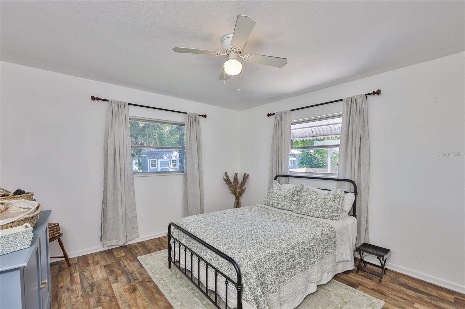 Image 4 of 54 For 305 Tever Street