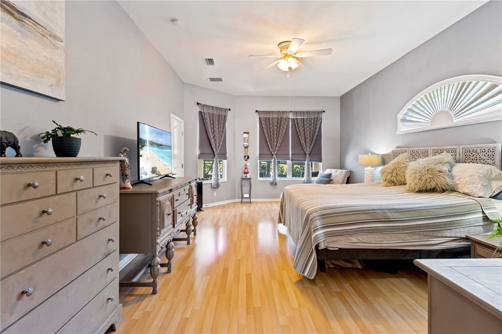 Image 30 of 82 For 5234 Silver Charm Terrace