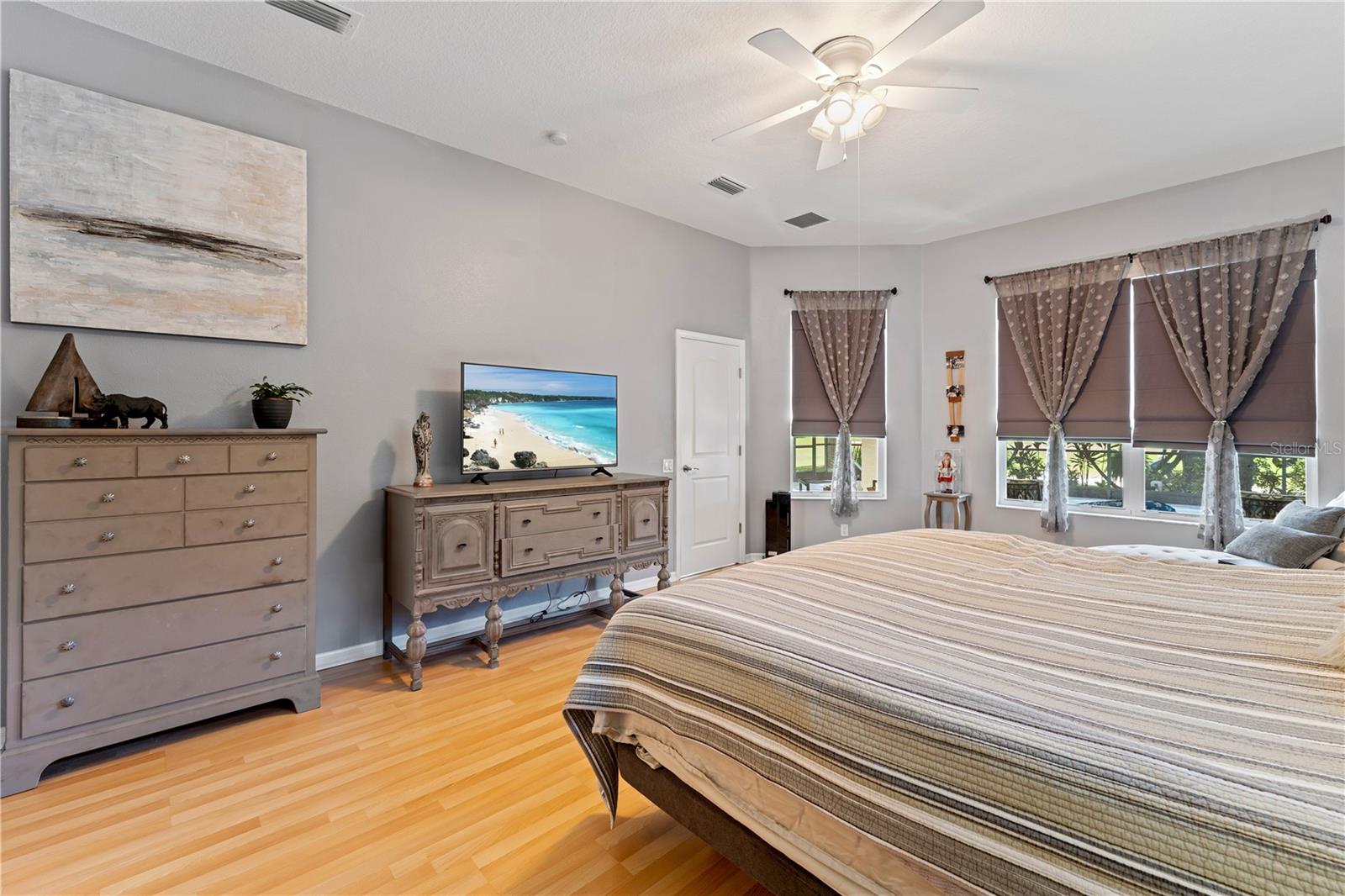 Image 31 of 82 For 5234 Silver Charm Terrace