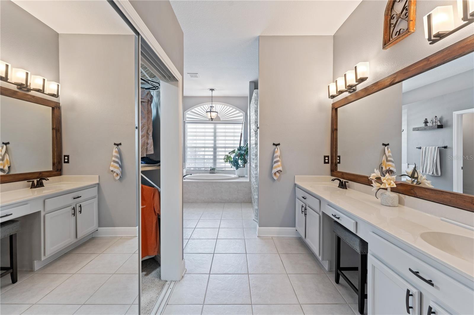 Image 34 of 82 For 5234 Silver Charm Terrace