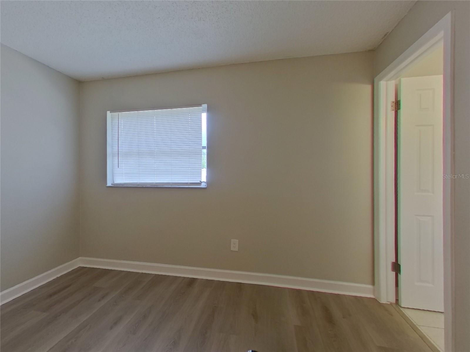 Image 6 of 15 For 1735 Ragland Avenue