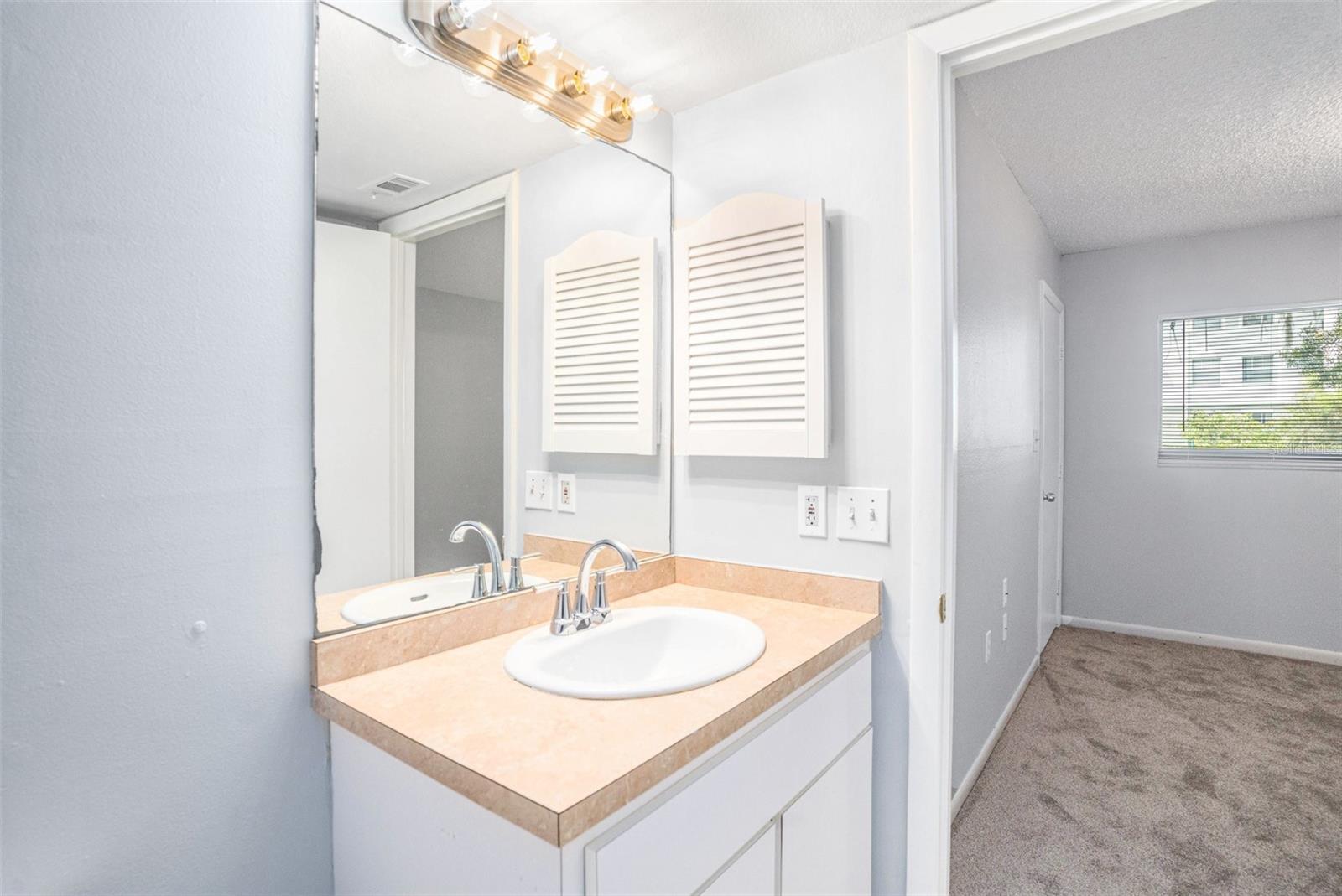 Image 14 of 27 For 4014 Ashford Green Place G103