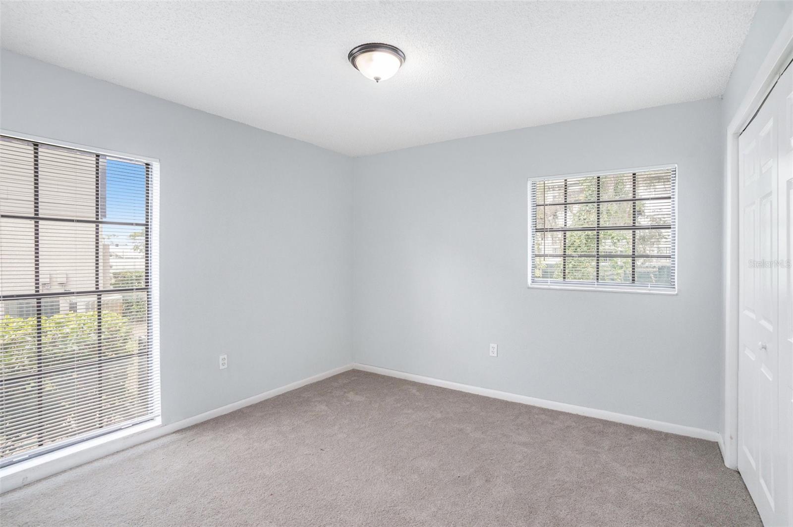 Image 17 of 27 For 4014 Ashford Green Place G103
