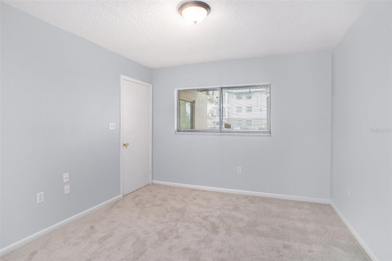 Image 9 of 27 For 4014 Ashford Green Place G103