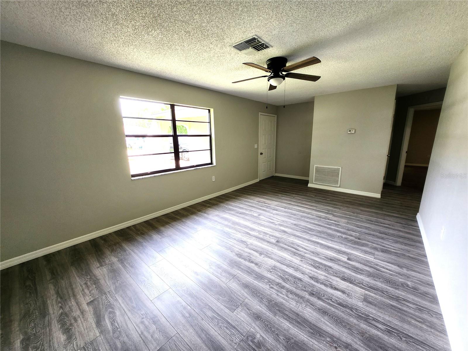 Image 5 of 43 For 7508 Shepherd Avenue