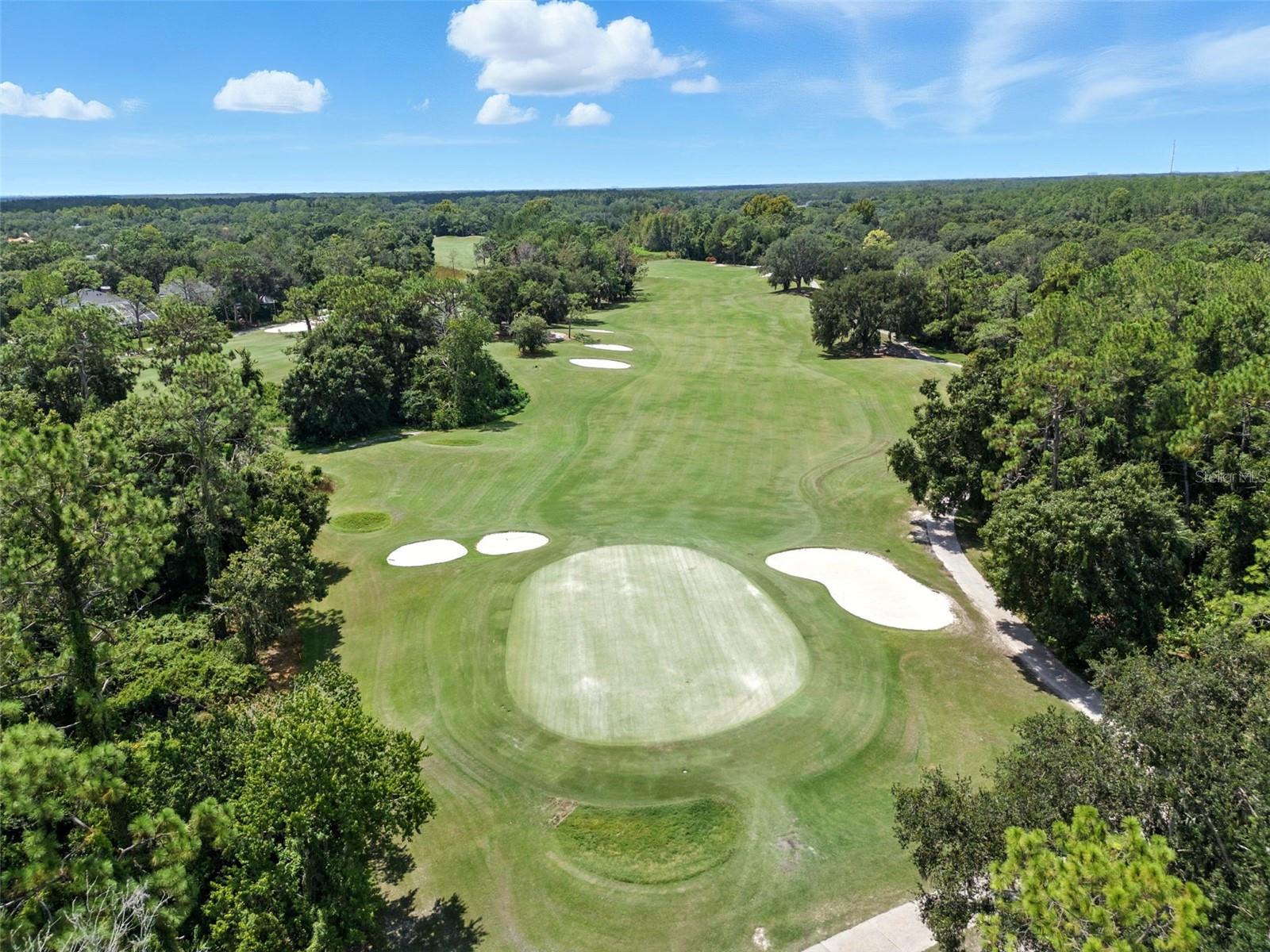 Listing photo id 29 for 9415 Hunters Pond Drive