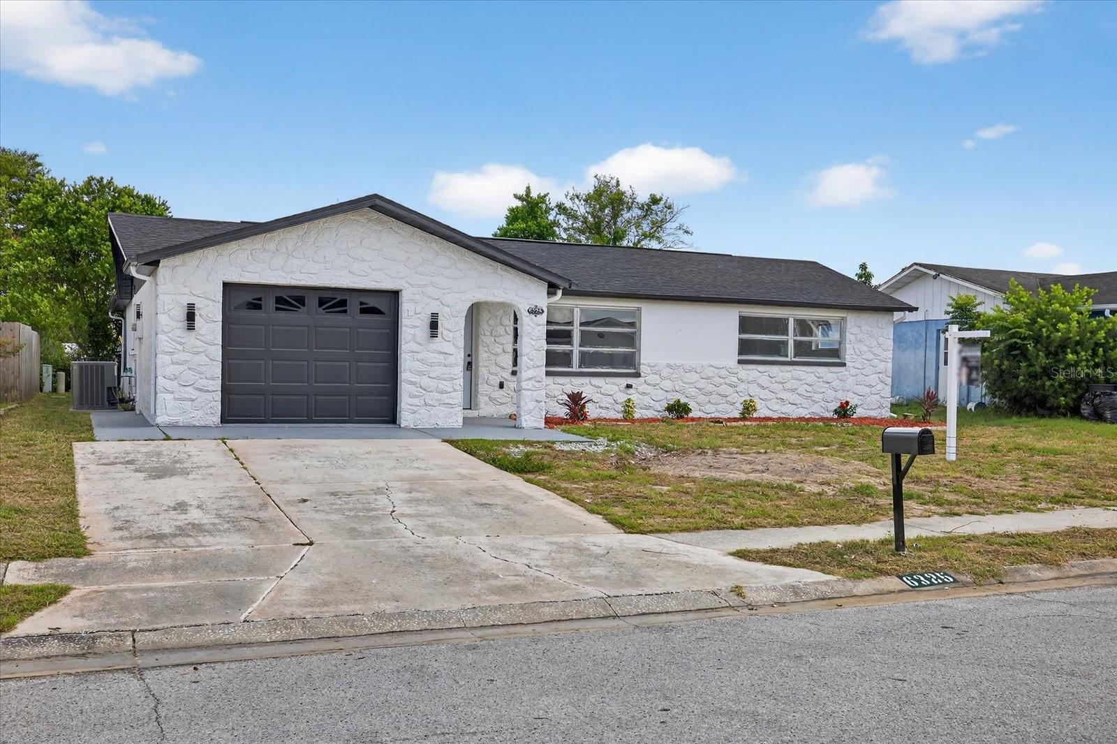 Listing photo id 36 for 6325 Baldwyn Avenue