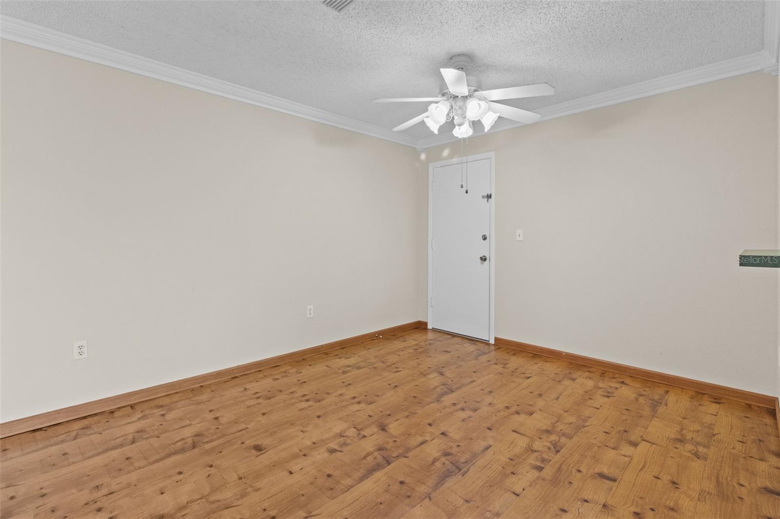 Image 11 of 52 For 3947 35th Way S 132