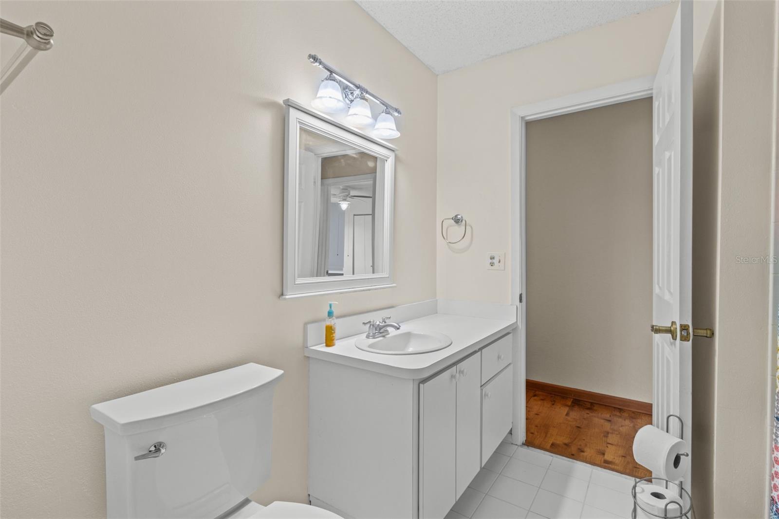 Image 19 of 52 For 3947 35th Way S 132