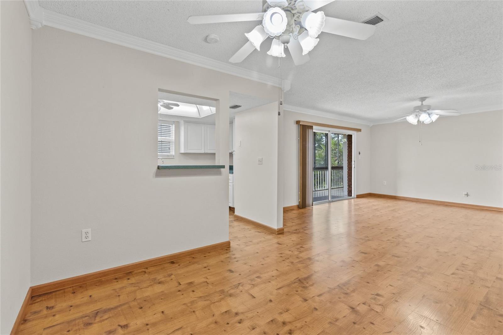 Image 5 of 52 For 3947 35th Way S 132