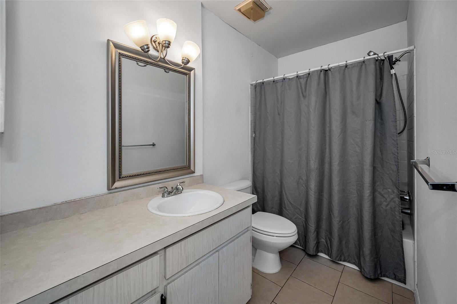 Image 26 of 56 For 3116 Highlands Boulevard 3116