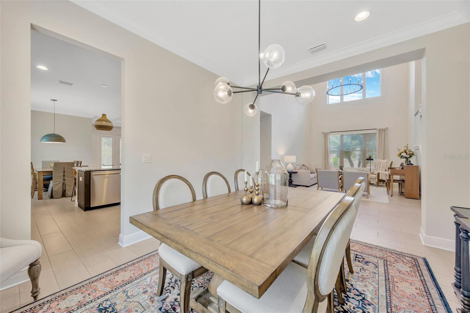 Listing photo id 12 for 30828 Spruceberry Court