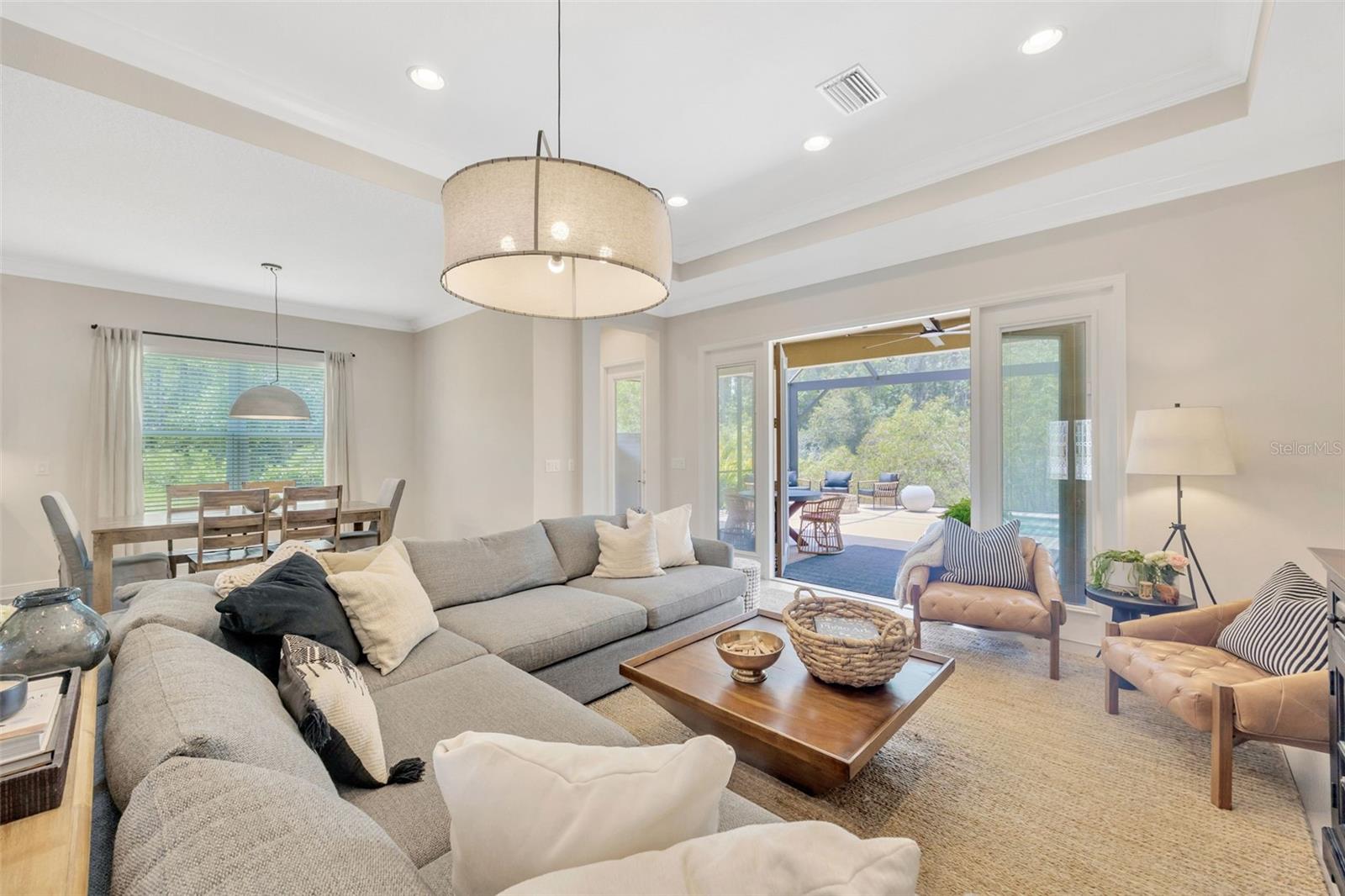 Listing photo id 23 for 30828 Spruceberry Court