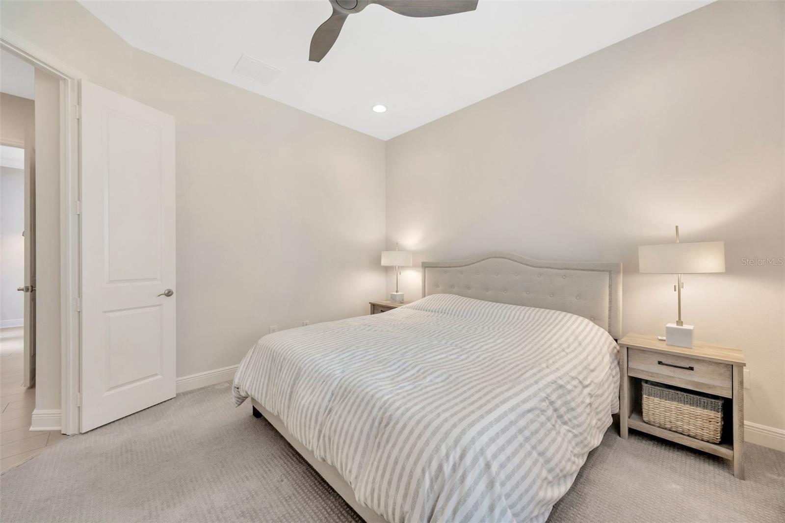 Listing photo id 39 for 30828 Spruceberry Court