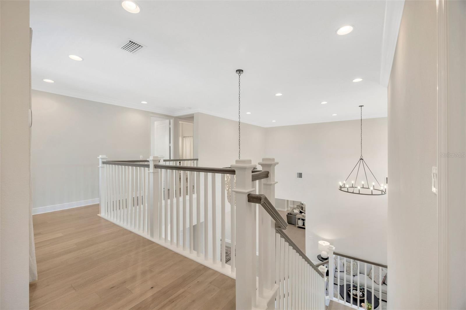 Listing photo id 41 for 30828 Spruceberry Court