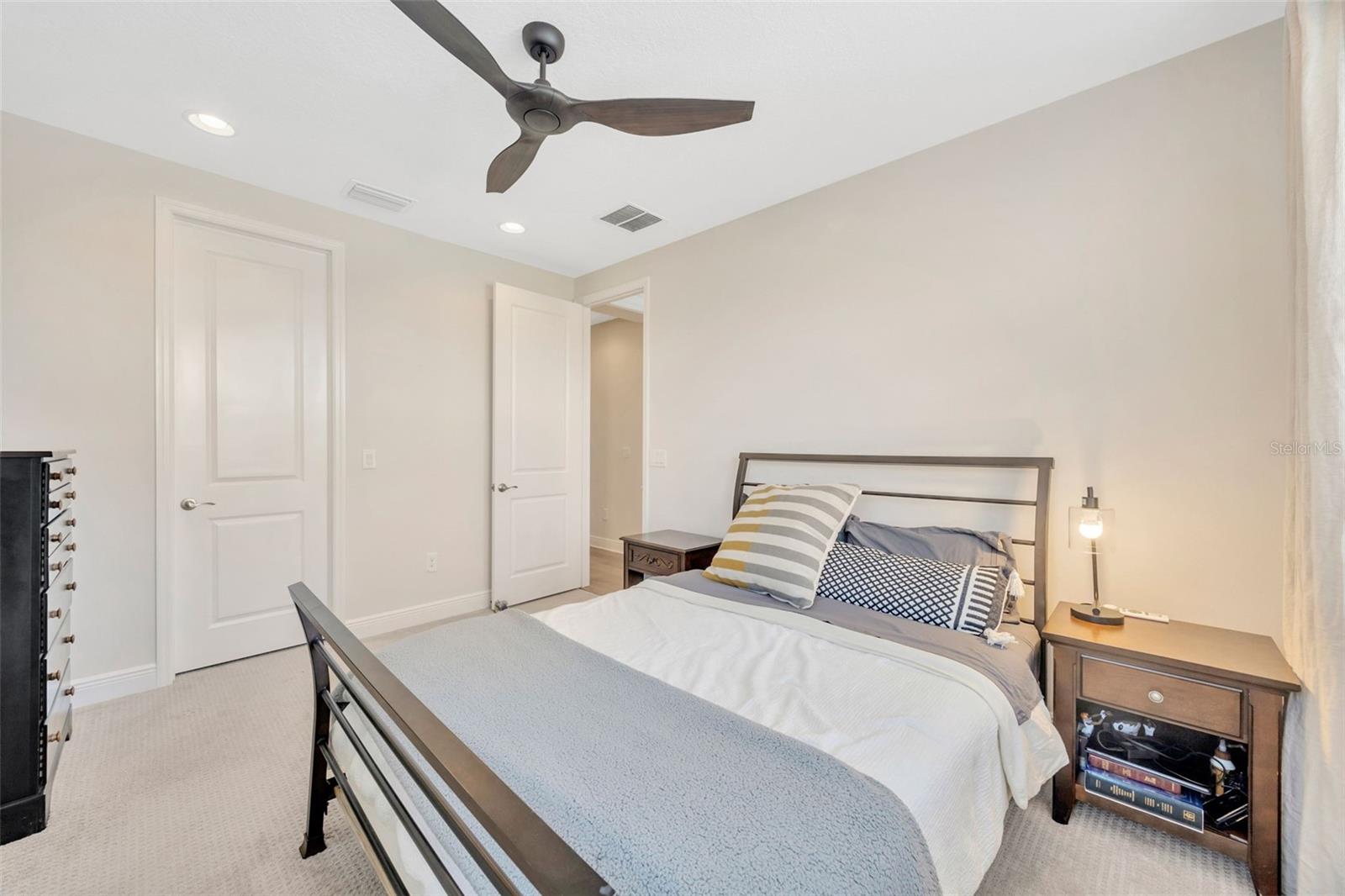 Listing photo id 47 for 30828 Spruceberry Court