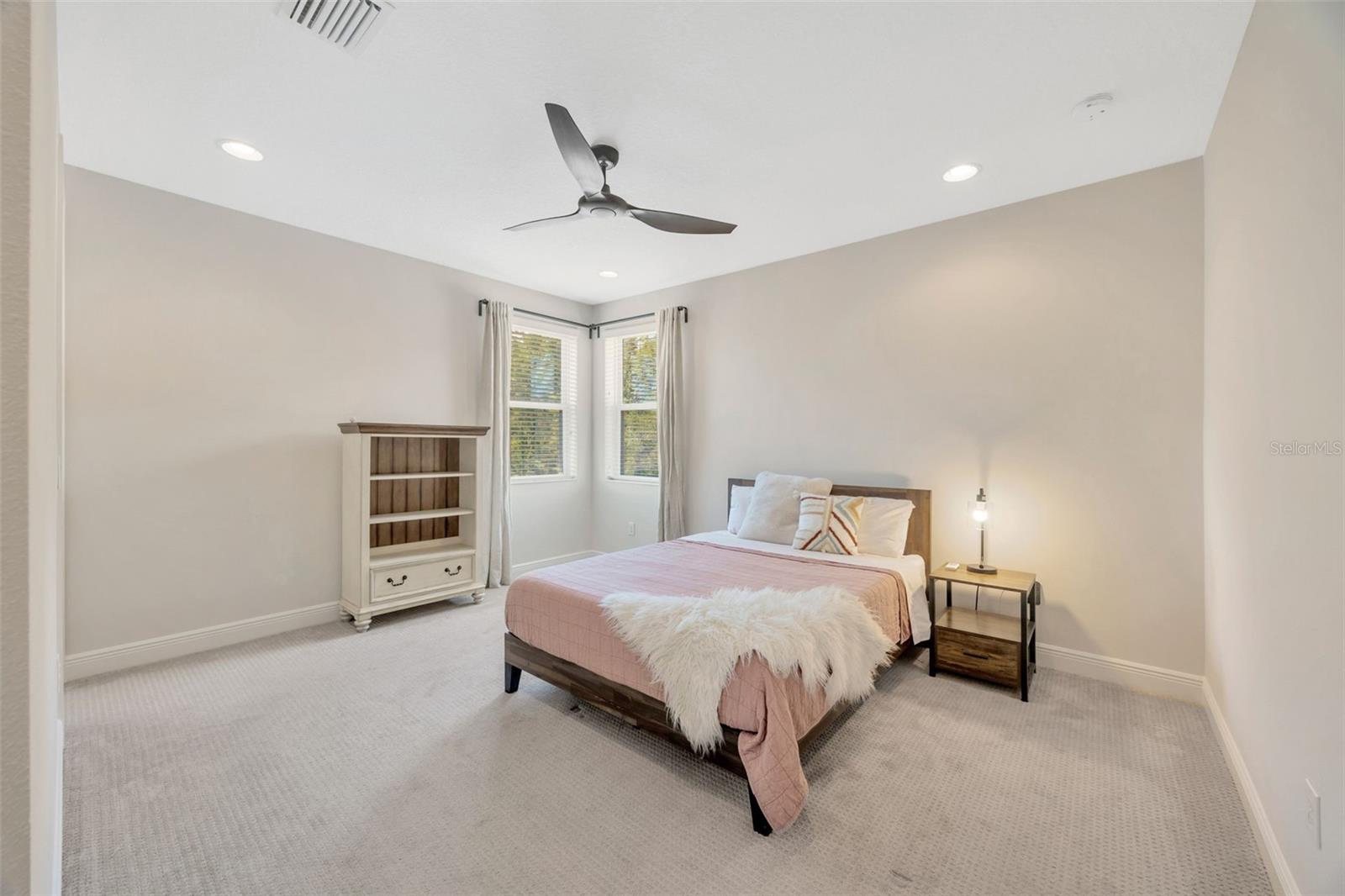 Listing photo id 49 for 30828 Spruceberry Court