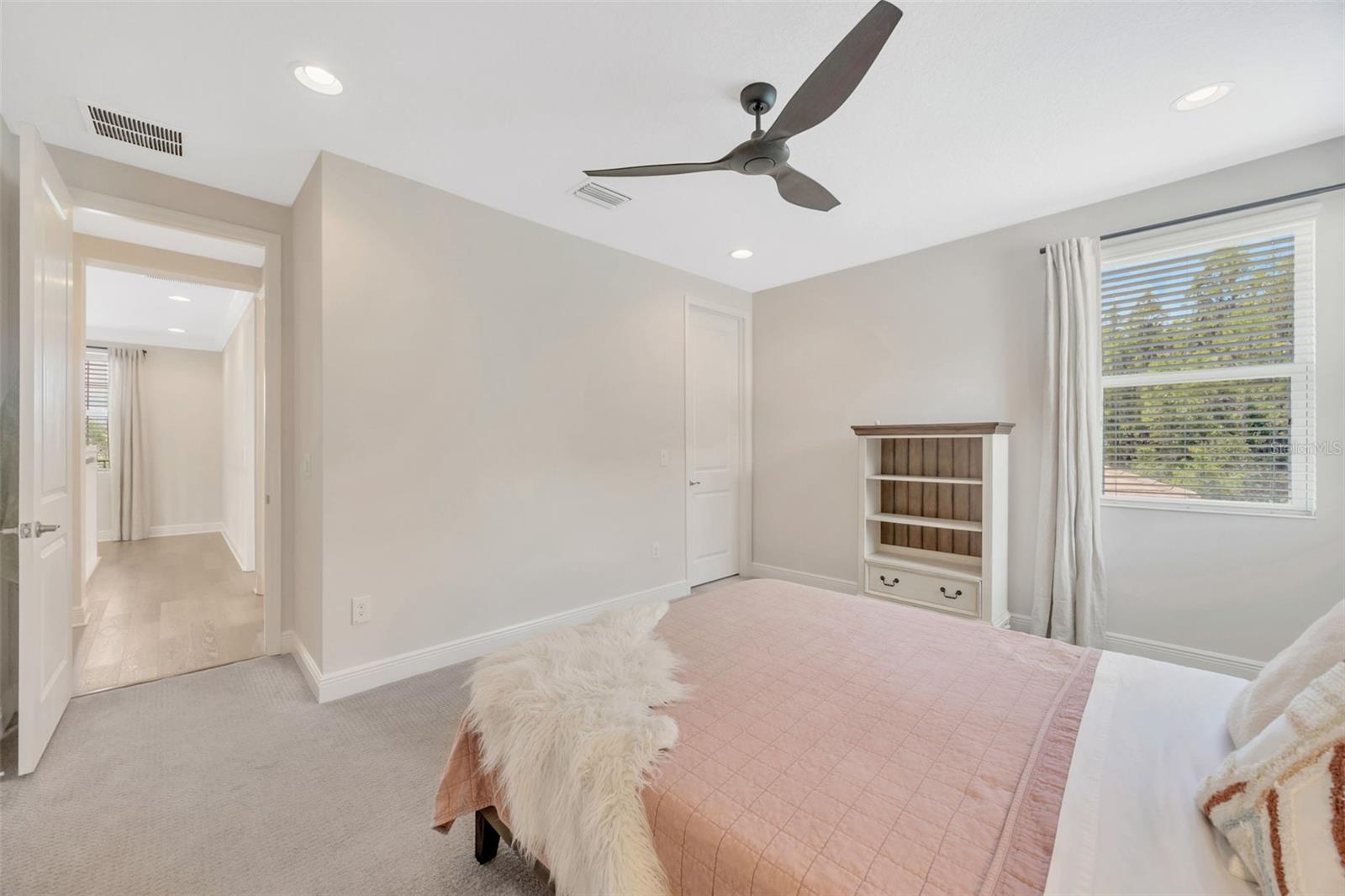 Listing photo id 50 for 30828 Spruceberry Court