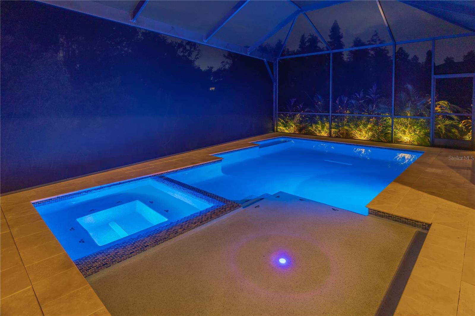 Listing photo id 60 for 30828 Spruceberry Court