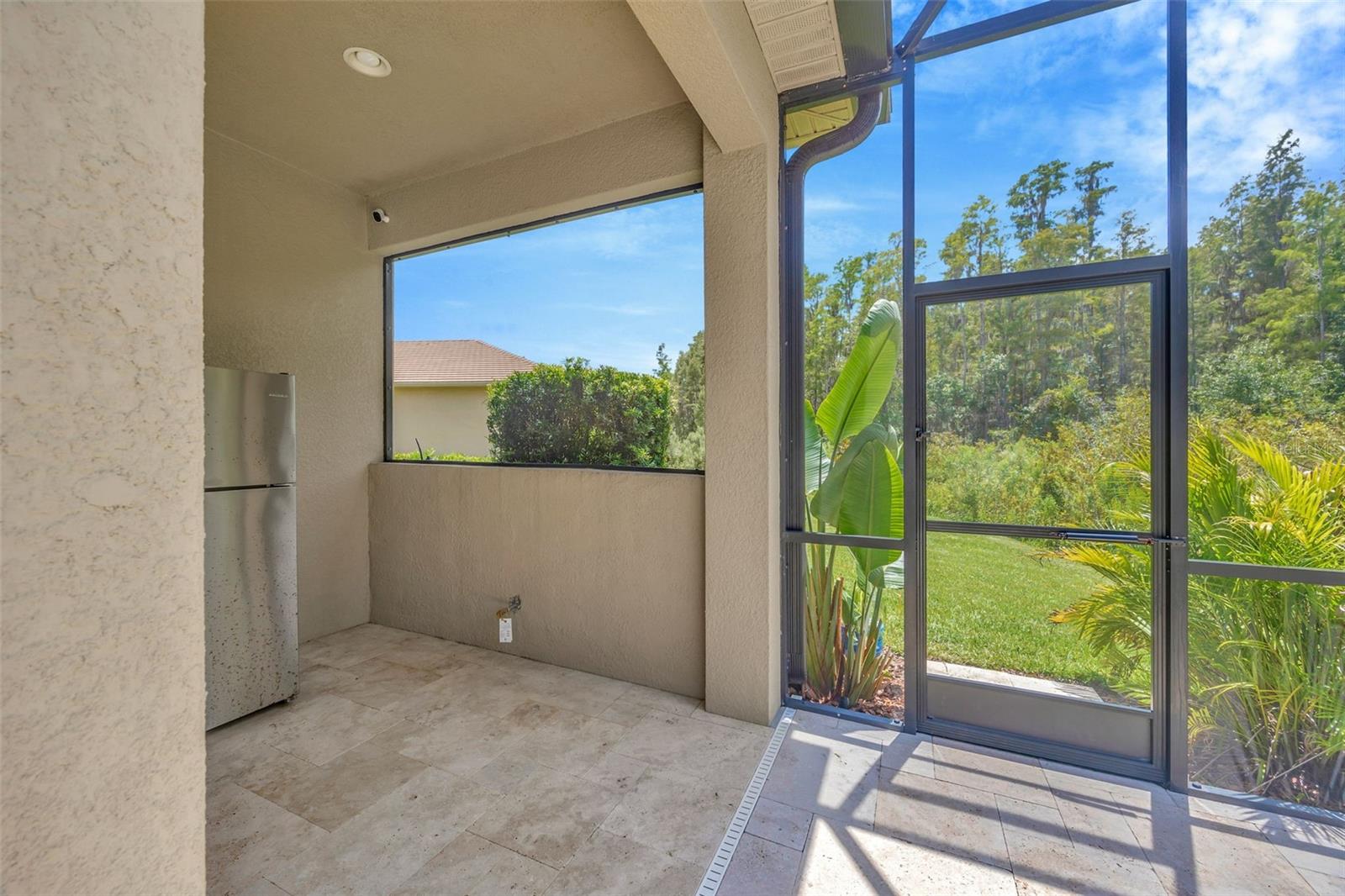 Listing photo id 65 for 30828 Spruceberry Court