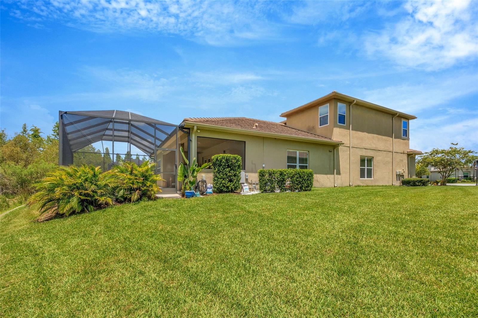Listing photo id 66 for 30828 Spruceberry Court