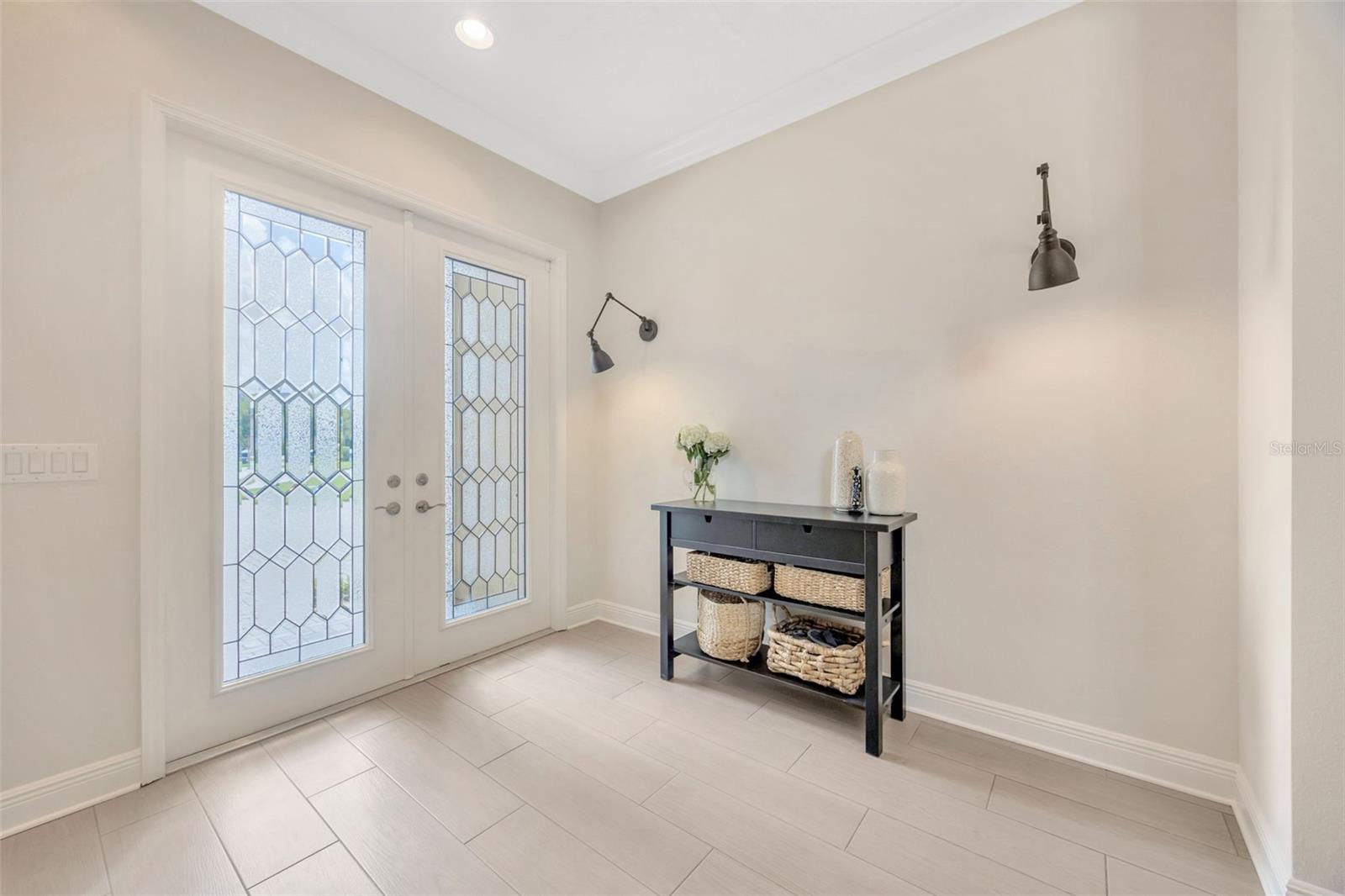 Listing photo id 5 for 30828 Spruceberry Court
