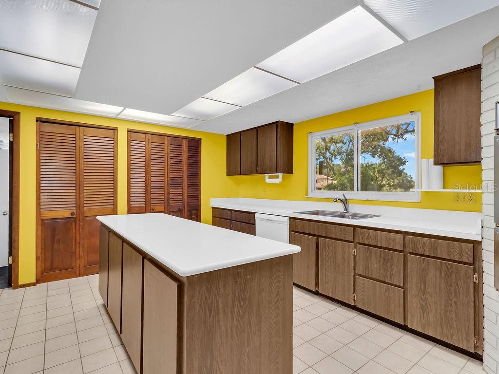 Image 10 of 51 For 4509 Hickory Creek Lane