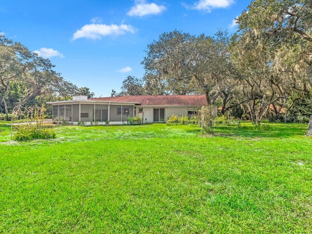 Image 29 of 51 For 4509 Hickory Creek Lane