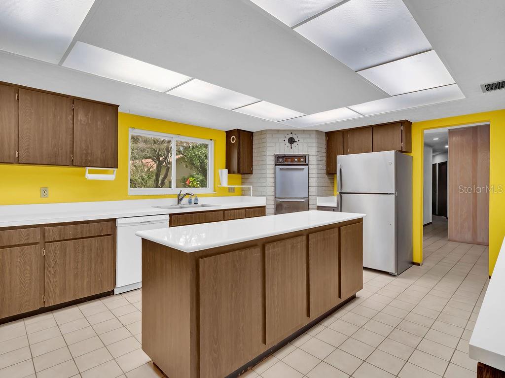 Image 8 of 51 For 4509 Hickory Creek Lane