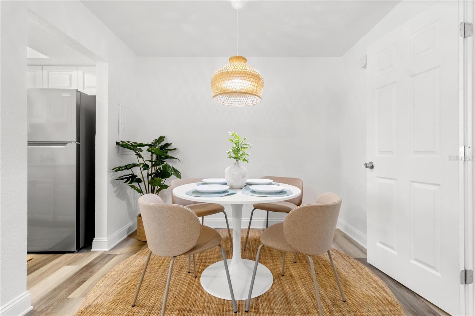 Image 10 of 32 For 2704 2nd Street 2