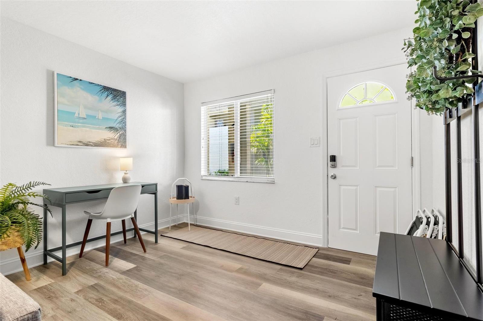Image 3 of 32 For 2704 2nd Street 2