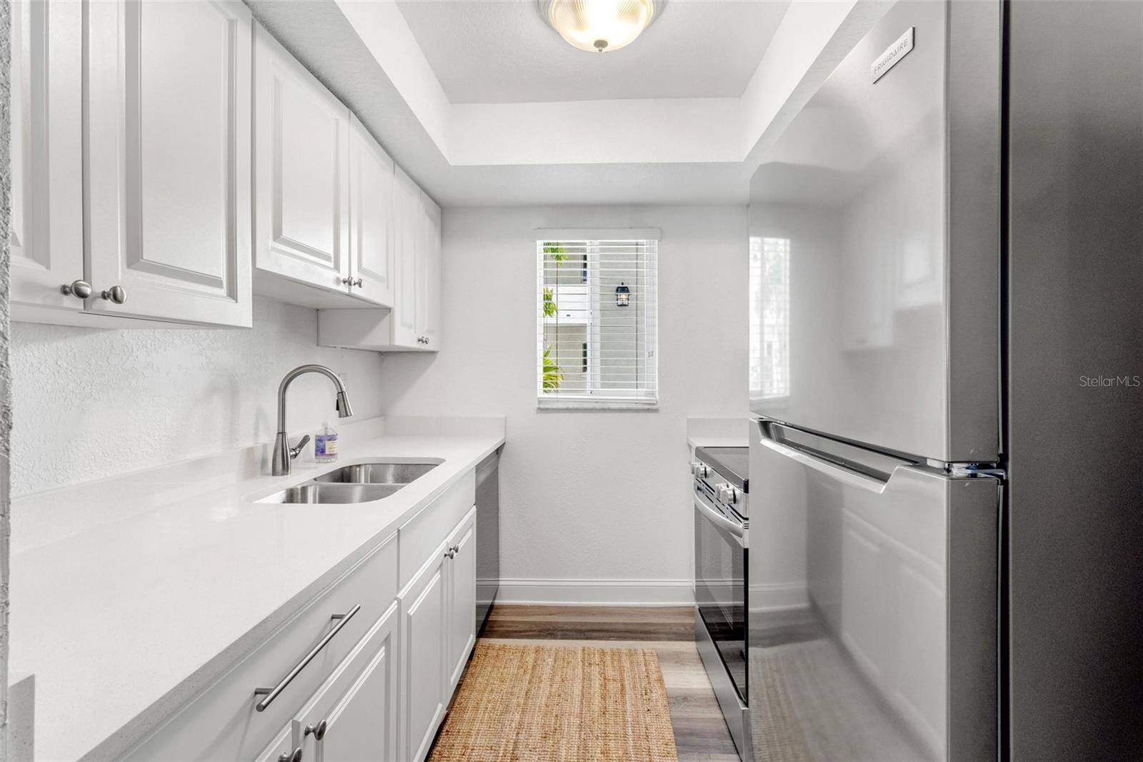 Image 8 of 32 For 2704 2nd Street 2