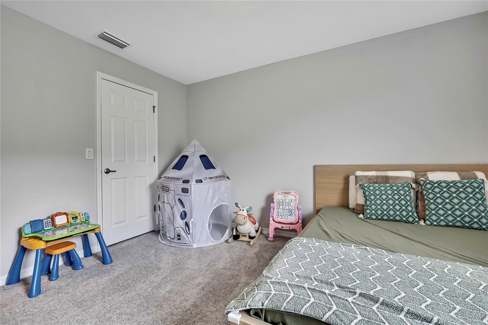 Image 38 of 98 For 18930 Ulmus Street